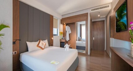 Vesna Hotel Nha Trang Room Type - Premier Deluxe Double with Balcony Vesna Hotel Nha Trang Room Type - Premier Deluxe Double with Balcony