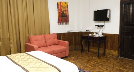 Norbu House Room Type - Deluxe Room