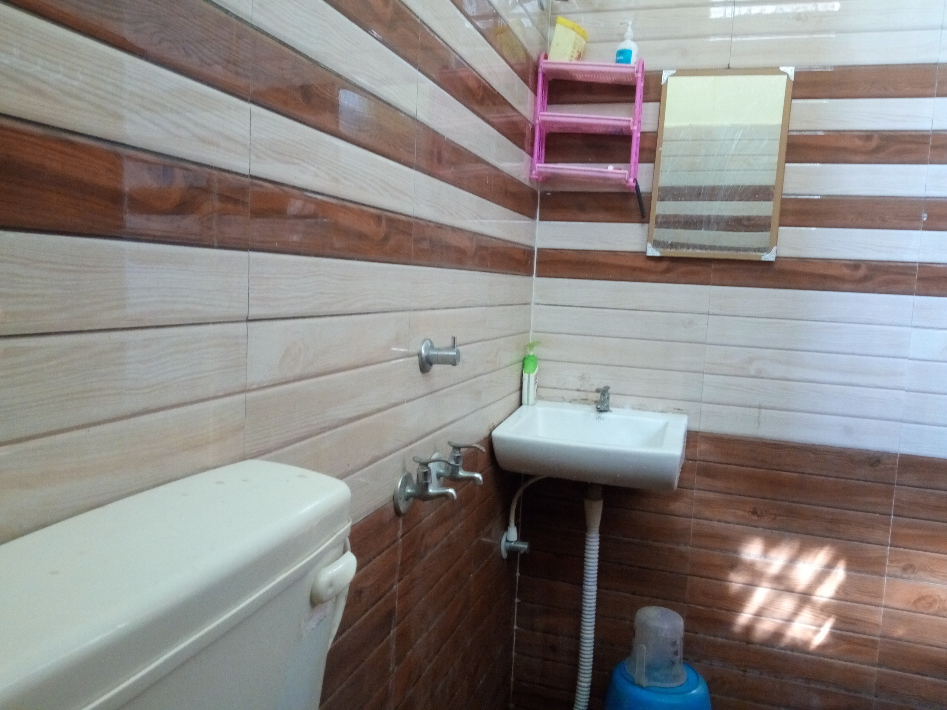 One BHK Spacious Private AC Villa - Tap to explore photos