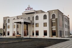 Hotel Guru Kirpa Palace