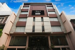 Collection O by OYO Railway Station Road Near Clock Tower