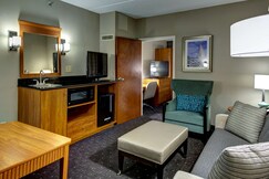Embassy Suites Williamsburg