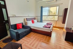 Hotel Chakasha Govindam (Property Near Devprayag Sangam)