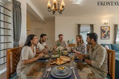 EKOSTAY - Skyfall Mist Villa