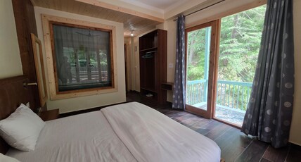 The Reset House Room Type - Super Deluxe Room with Balcony 203