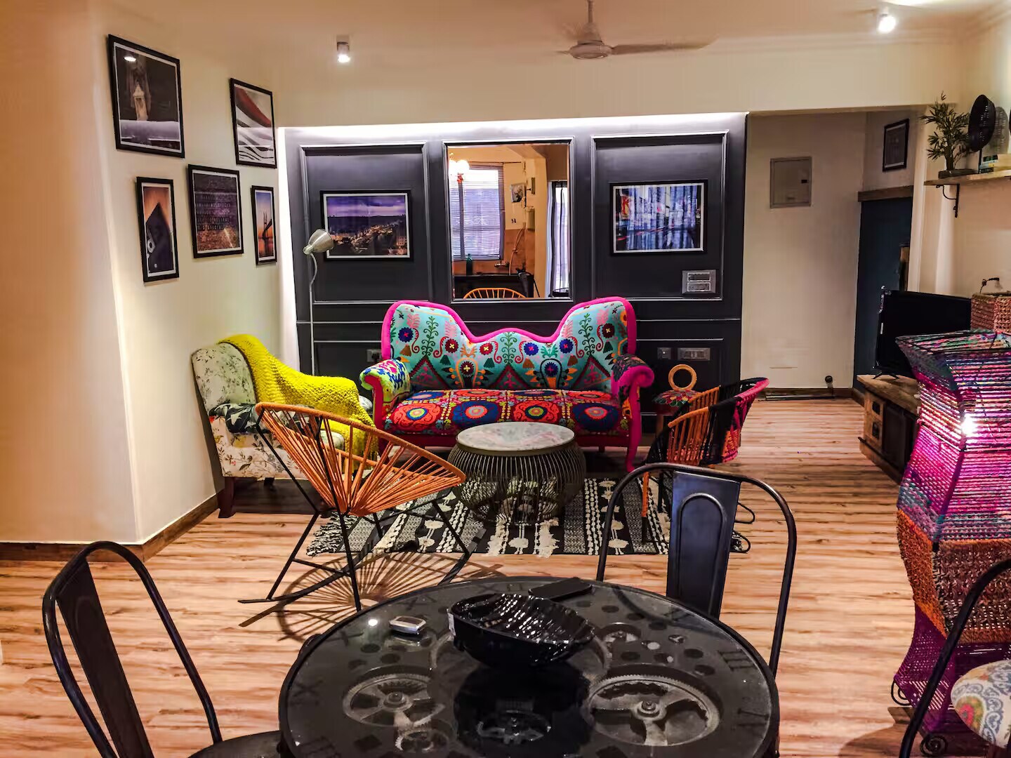 Designer Loft - Tap to explore photos