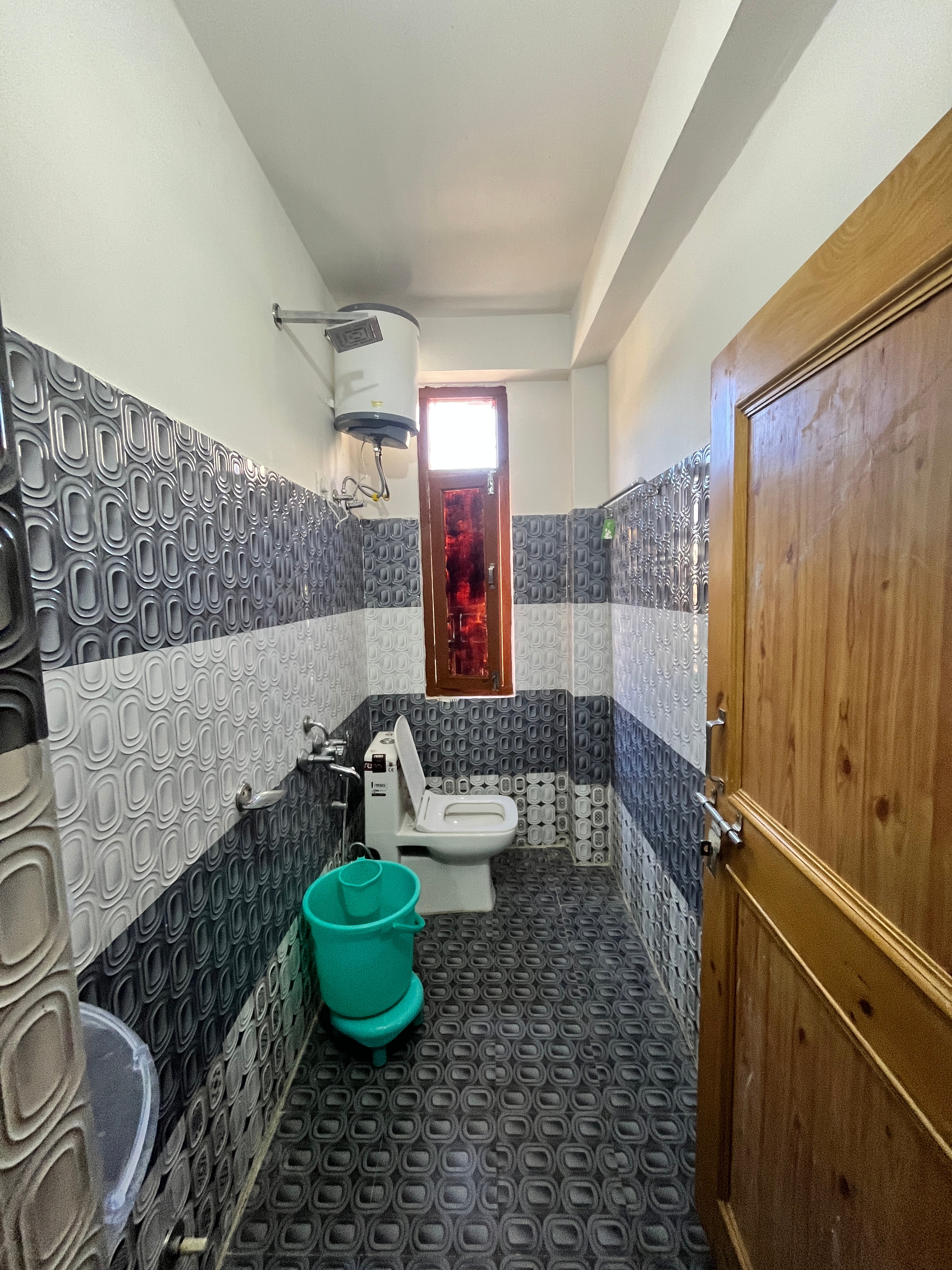 Tanzin Brothers Home stay - Tap to explore photos