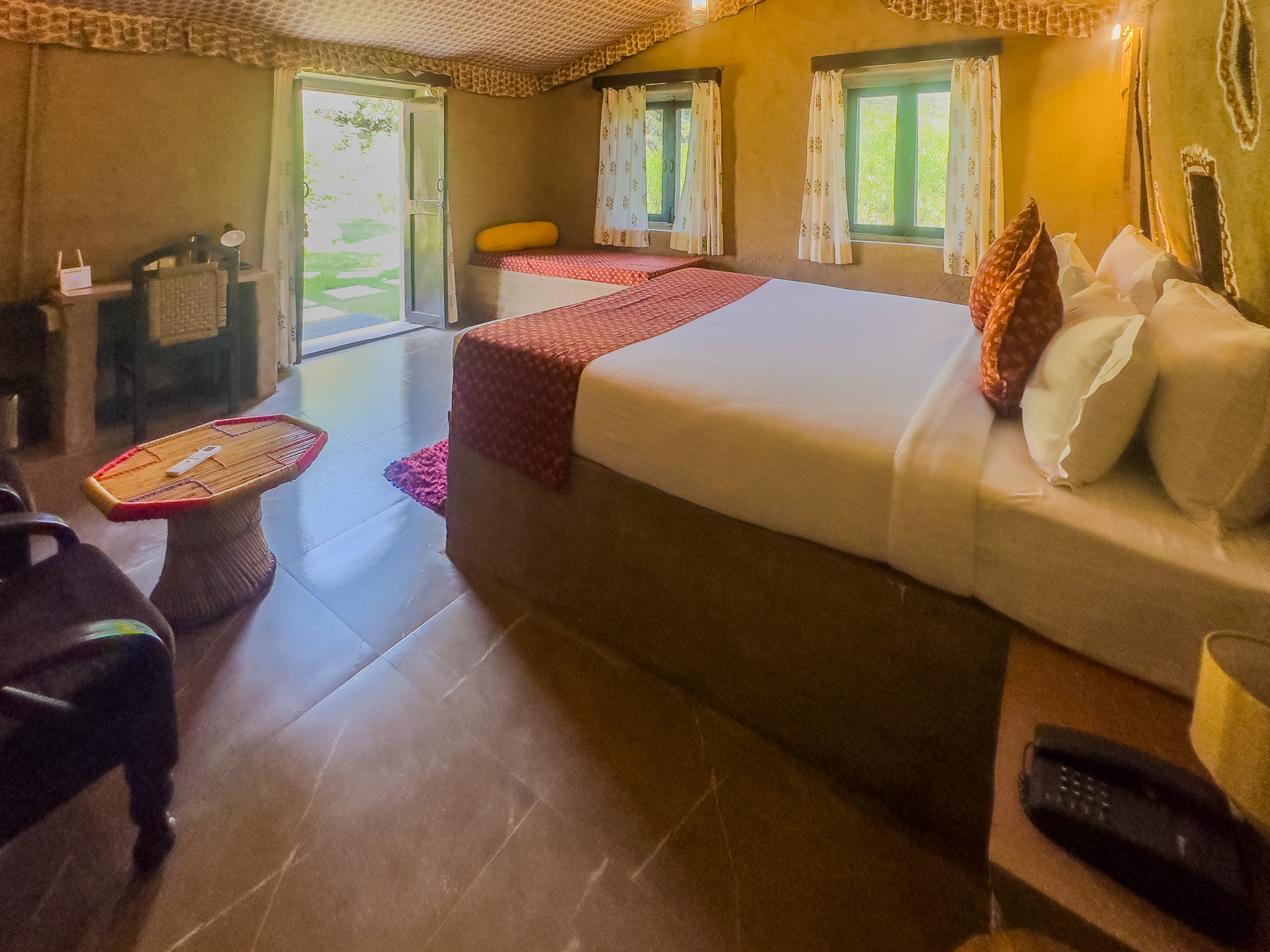 Chokhiwadi Forest Retreat - Tap to explore photos