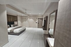Hotel Shivalik Inn.
