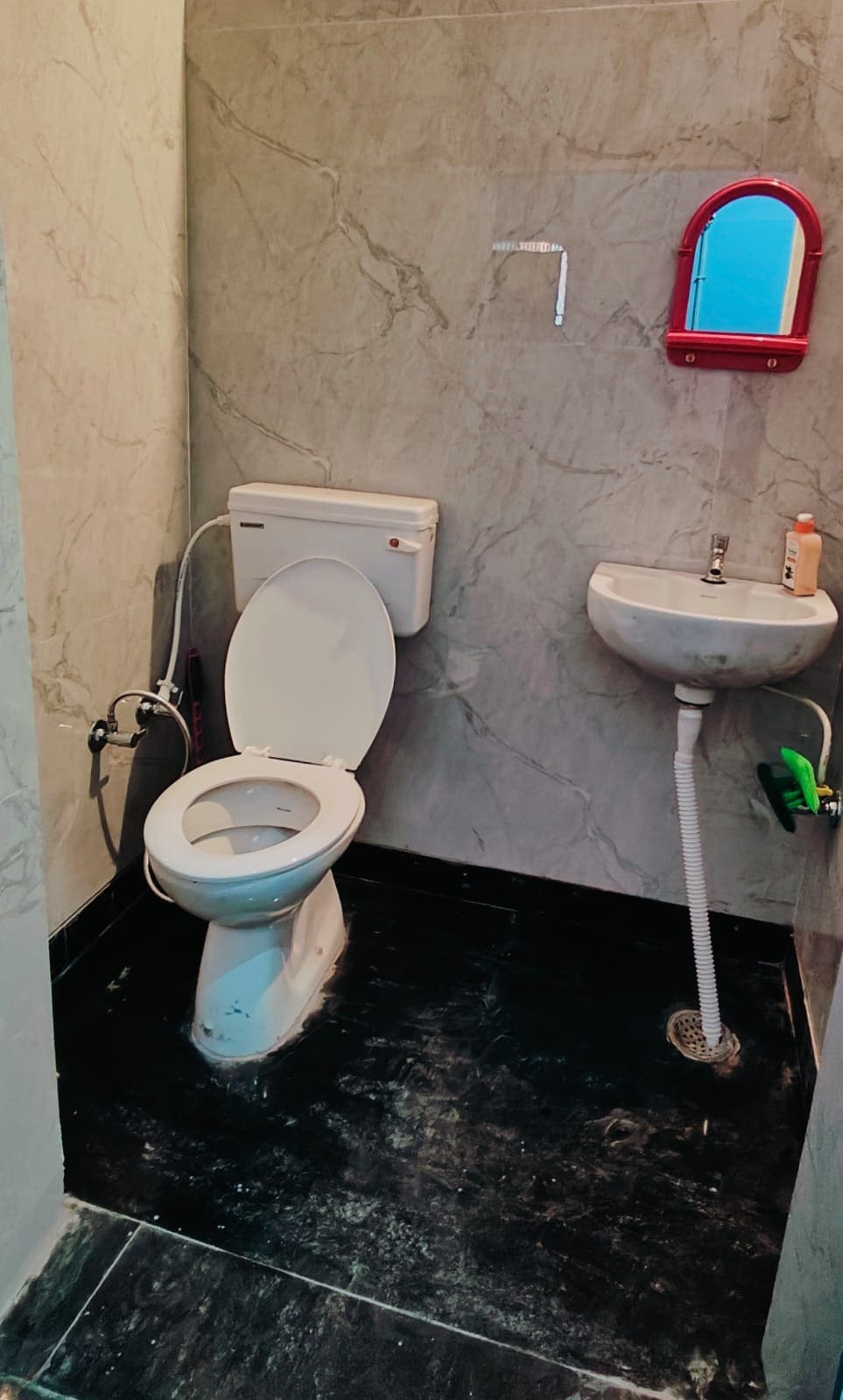 Shree Valmiki Homestay Ayodhya - Tap to explore photos