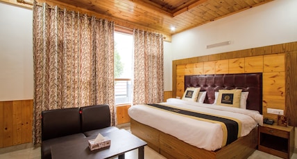 Hotel Cherry Manali Room Type - Deluxe Room With Balcony Hotel Cherry Manali Room Type - Deluxe Room With Balcony