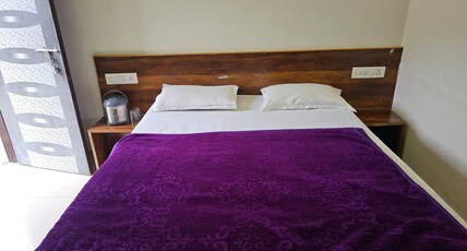 The Plum Room Type - Standard Double Bed Room Non Ac
