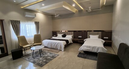 Hotel Katare Palace Room Type - Super luxury room with 2 bed