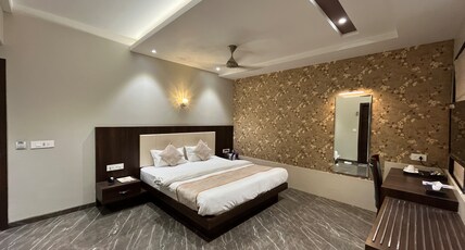 Hotel Royal Livin Room Type - Deluxe Rooms