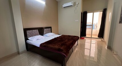 Hotel Sky Blue Room Type - Deluxe Room