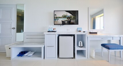 Andaman Beach Suites Hotel Room Type - Premium Family Suites Exclusive