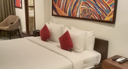Amber Hotels Nungambakkam Room Type - Deluxe Room