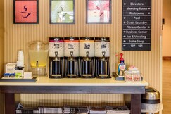 Hampton Inn and Suites Jamestown