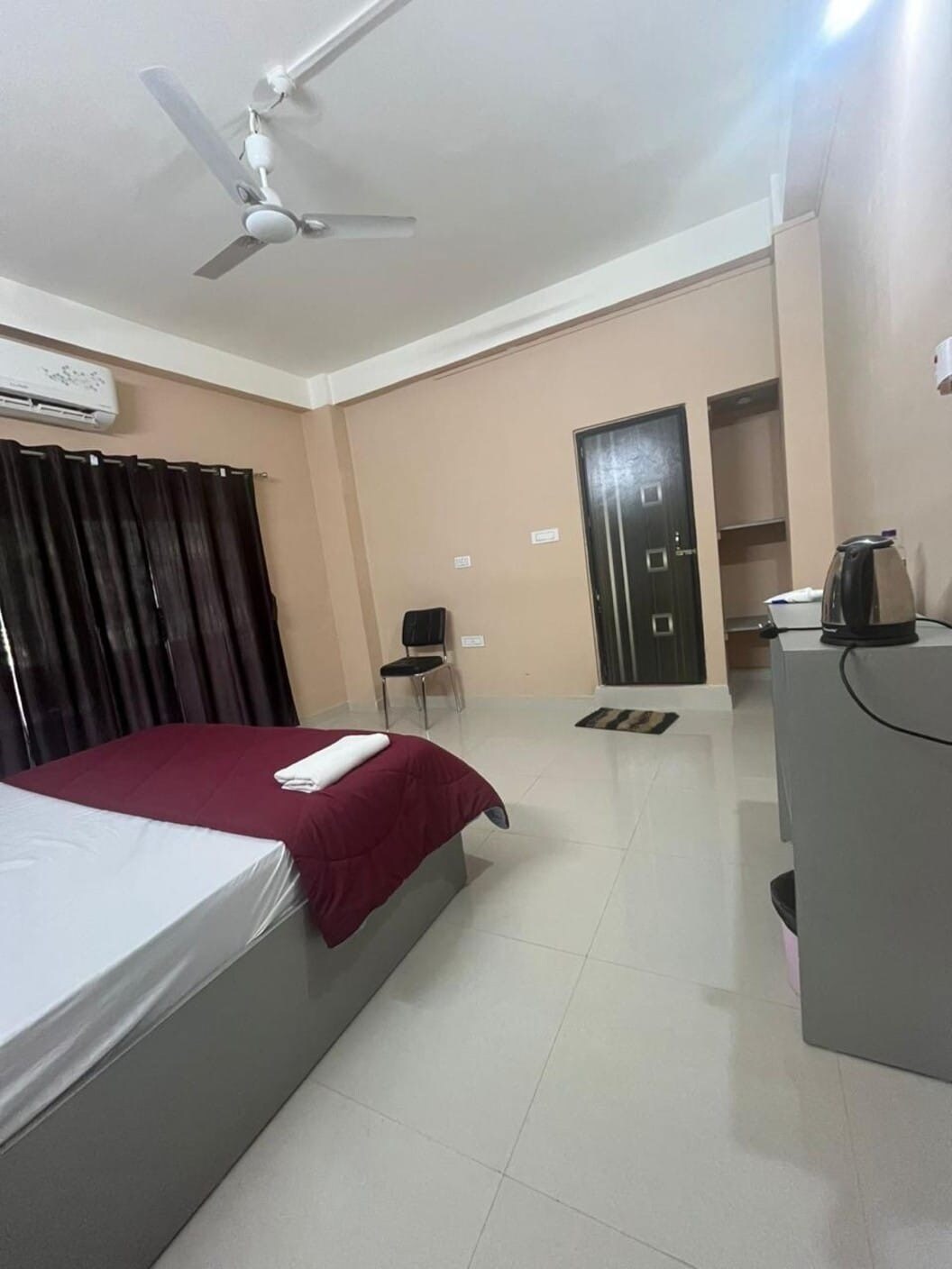 BKD Casa homestay - Tap to explore photos