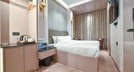 Hotel The Royal Placid Room Type - SUITE ROOMS