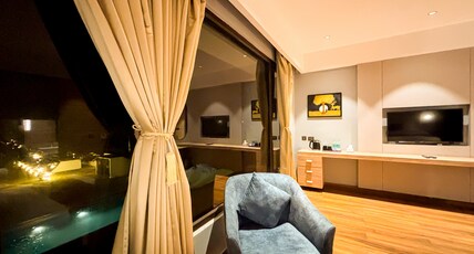 The Maple Woods Resort - (3 mins walk from Kosi River) Room Type - Premium Room