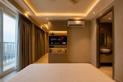 Alaya  Retreat