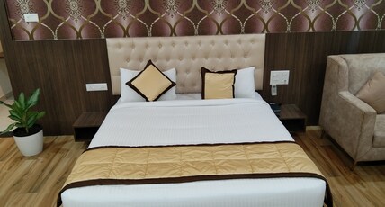 Hotel Shankar Datta Room Type - Deluxe AC Room