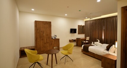 Golden Star Room Type - Deluxe Room