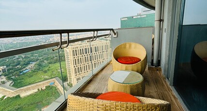 StayLuxe at Supernova Room Type - Superior Studio Apt. |City View