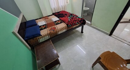 Geetha Season Stay Room Type - Standard Non Ac Room