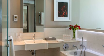 Radisson Blu Hotel, Port Elizabeth Room Type - Premium Room - Ocean View Radisson Blu Hotel, Port Elizabeth Room Type - Premium Room - Ocean View