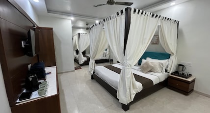 Hotel Parash New (A complete family hotel) Room Type - Premium 4 Bed AC Room (Family and Couples Only) Hotel Parash New (A complete family hotel) Room Type - Premium 4 Bed AC Room (Family and Couples Only)