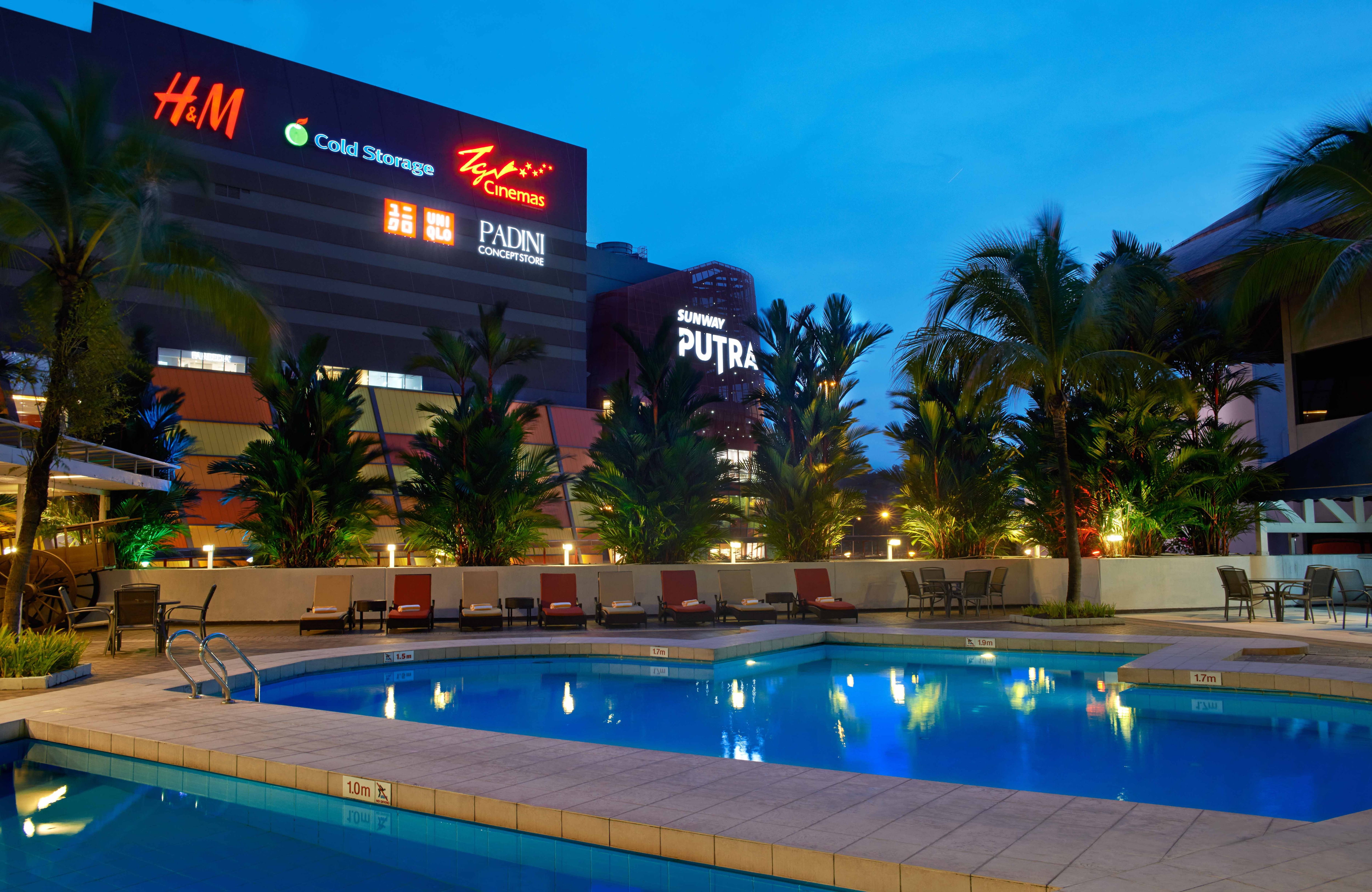 Seri Pacific Hotel Kuala Lumpur - Tap to explore photos