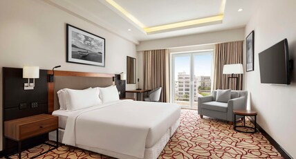 Radisson Hotel Muscat Panorama Room Type - Executive Room - Lounge Access