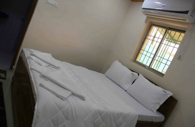 Tiger Homestay | Rooms & Restaurant - Tap to explore photos