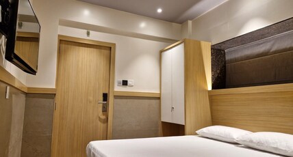 Avenue10 Boutique Hotel Room Type - Deluxe Room