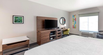 Hampton Inn by Hilton Harker Heights Room Type - 1 KNG HEARING ACC