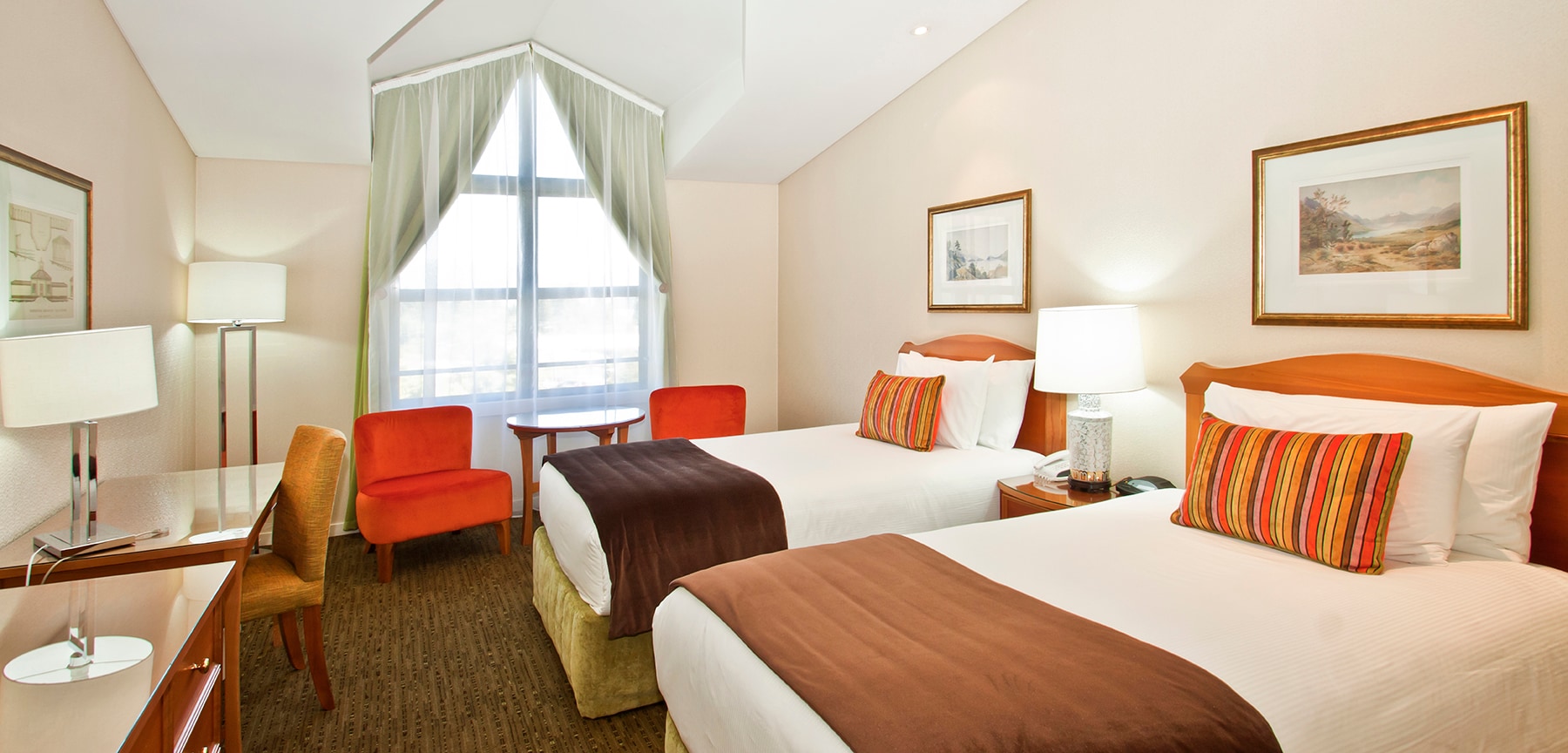 Millennium Hotel Queenstown - Tap to explore photos