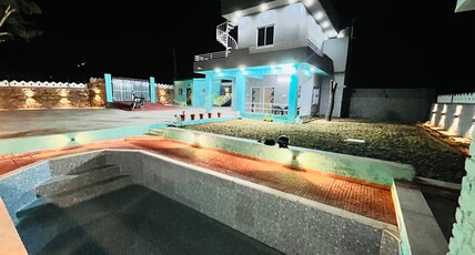 Holiday Home Villa
 Three times meal included  4 Room Type - Holiday Home Villa
 Three times meal included  4