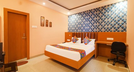 FabHotel Shanti International Room Type - Deluxe Room