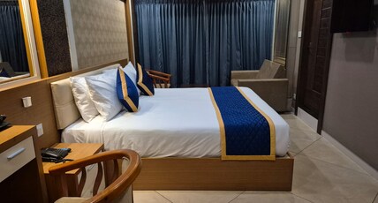BLUE DIAMOND Room Type - Deluxe Room