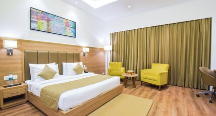 SureStay Heritage Walk by Best Western Room Type - 1 King Bed, Non-Smoking, Deluxe Room with Mini Bar