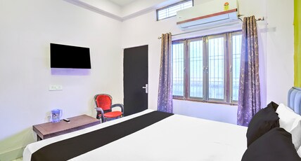 Hotel O Ashirwad Guest house Room Type - Classic