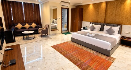 Hotel Indigo Room Type - Suite Room with Bathtub