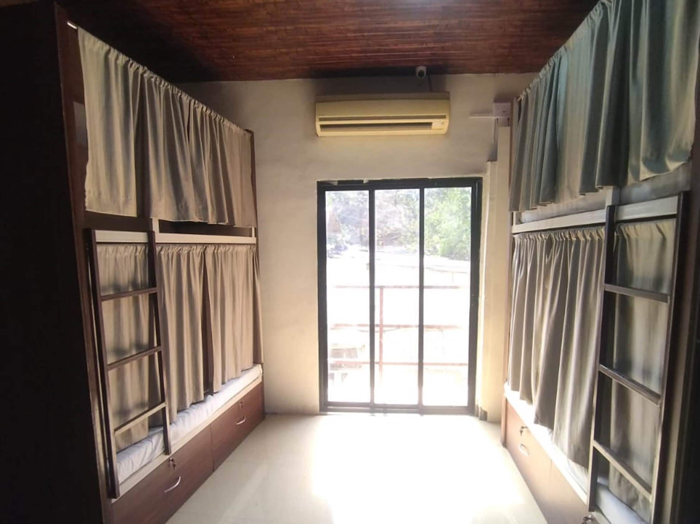 Afreen PG AC Dormitory - Tap to explore photos