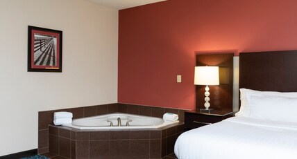 Holiday Inn Express & Suites - New Philadelphia Southwest Room Type - 1 King Standard Jetted Tub Holiday Inn Express & Suites - New Philadelphia Southwest Room Type - 1 King Standard Jetted Tub