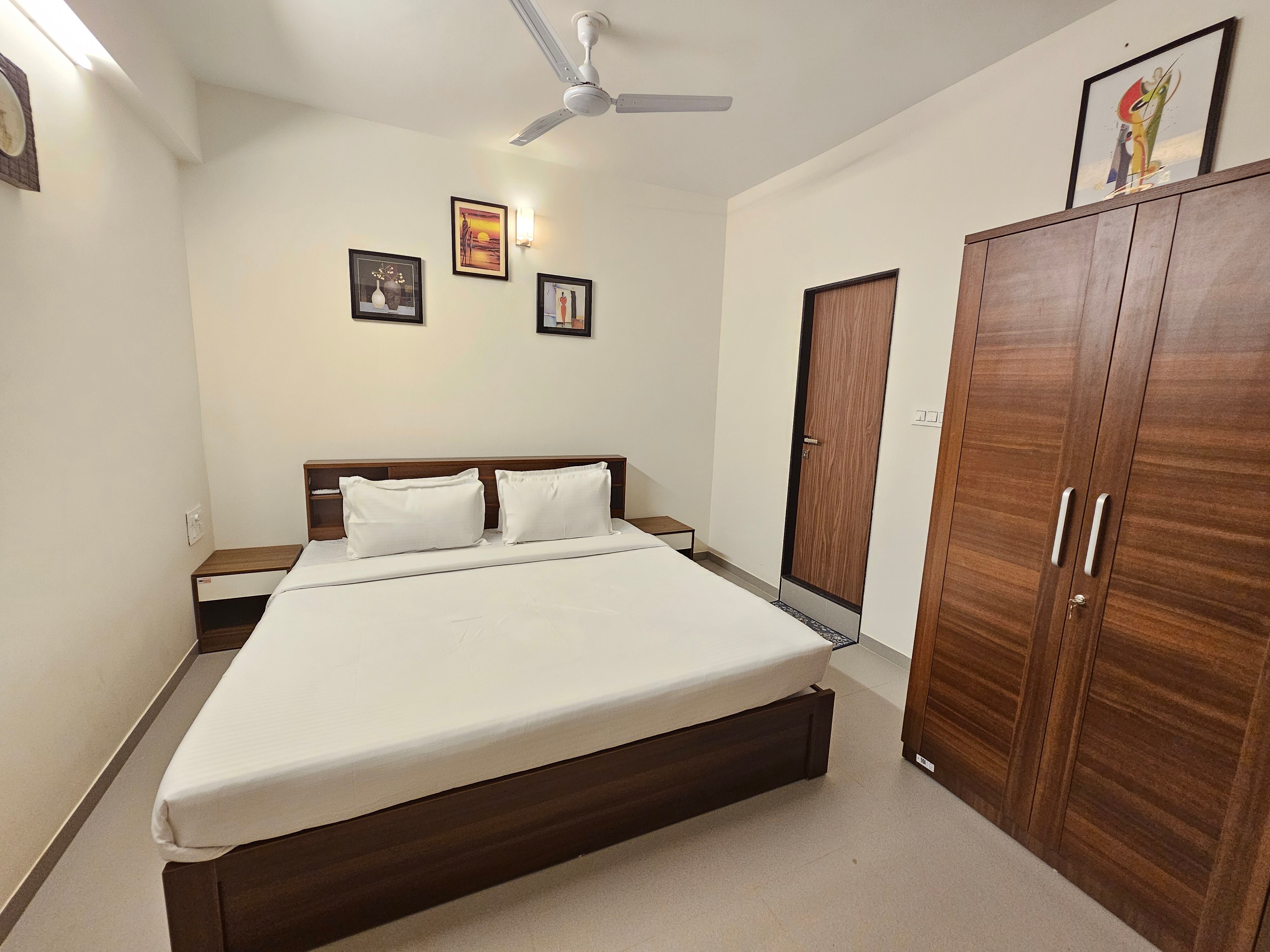 Mirashya 1BHK serviced apartment in Candolim - Tap to explore photos