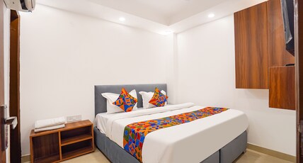 FabHotel Ostan Stayz 15 Room Type - Deluxe Room