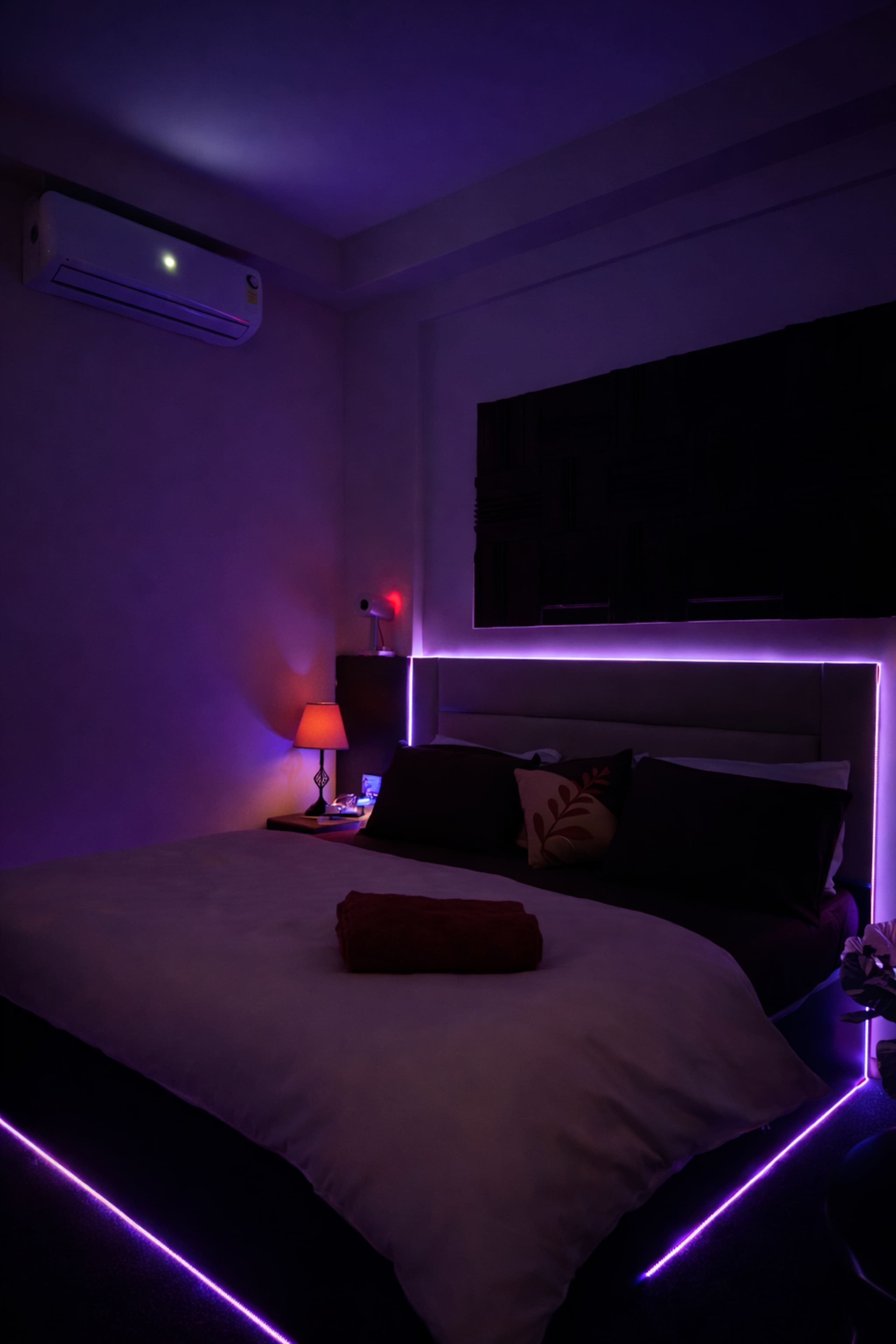 Midnight Atelier Netflix chill near Expo - Tap to explore photos