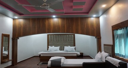 R S RESORT RESTAURANT & BANQUET HALL Room Type - Deluxe Room